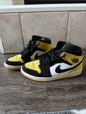 Nike Air Jordan 1 Mid Black/Yellow/White